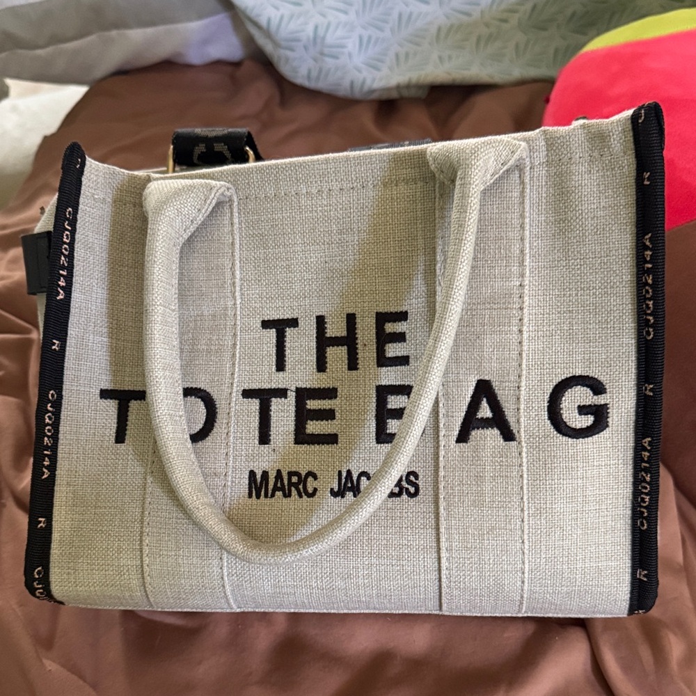 Marc Jacobs Dupe Cream Tote Bag with Black Accents